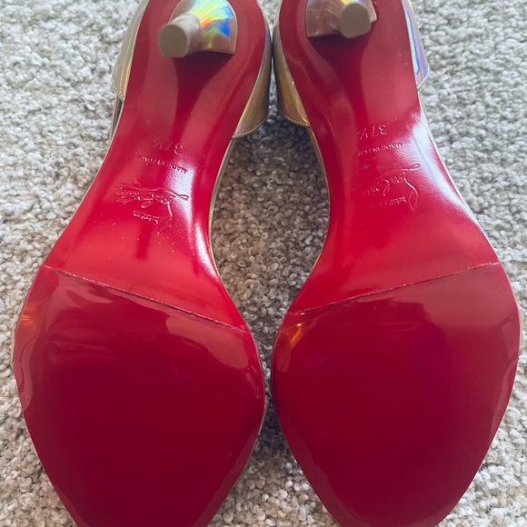 Authentic Louis Vuitton heels size 37 1/2 …like new. - Picture 2 of 3